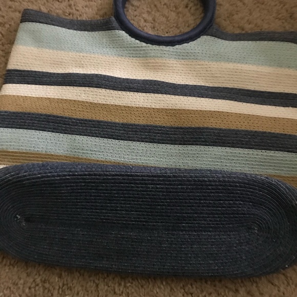 Striped Raffia Tote - Picture 5 of 5